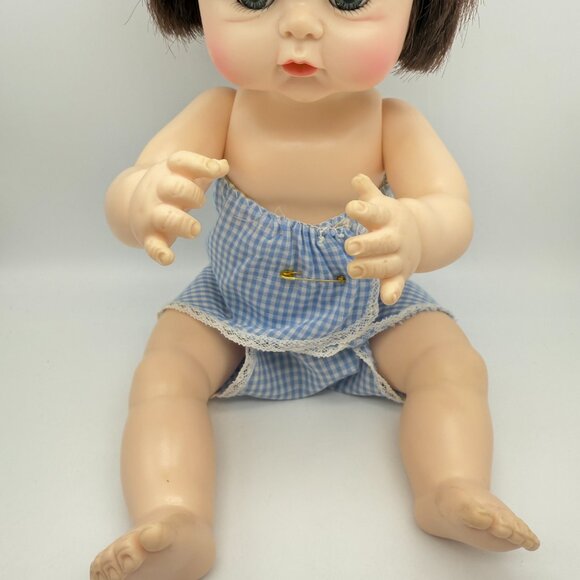 Madame Alexander Sweet Tears Doll #3627 Original Pacifier Blue Gingham Dress - Picture 11 of 12